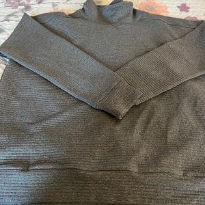 COPY - Xersion's women's pullover, NWOT never worn